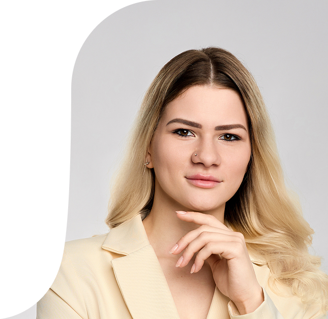 Марина-Владислава Максимова